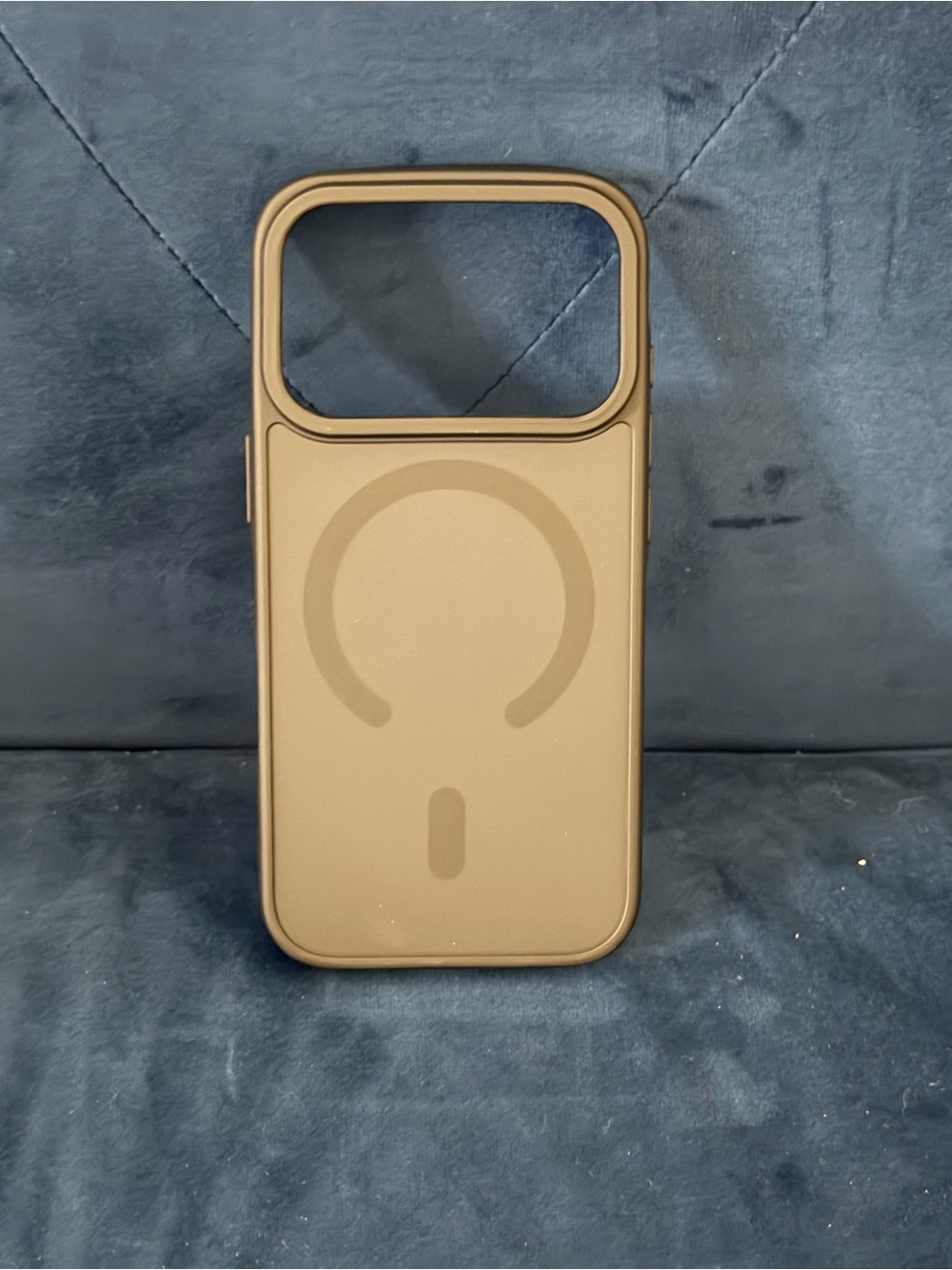 MagSafe-Compatible Brown Wireless Charging Phone Case iphone 17